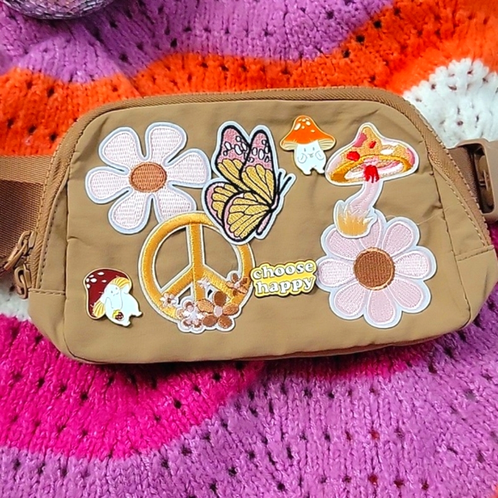 Happy Mushroom Beltbag